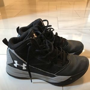 Under Armour Black and Grey High Tops Sz 7Y
